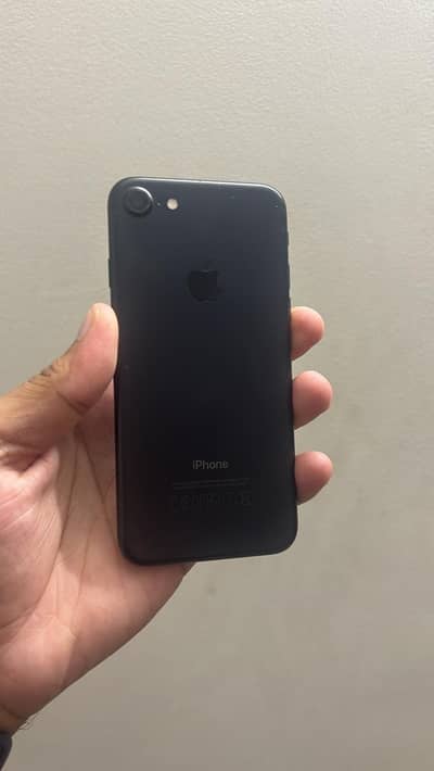 Apple iPhone 7