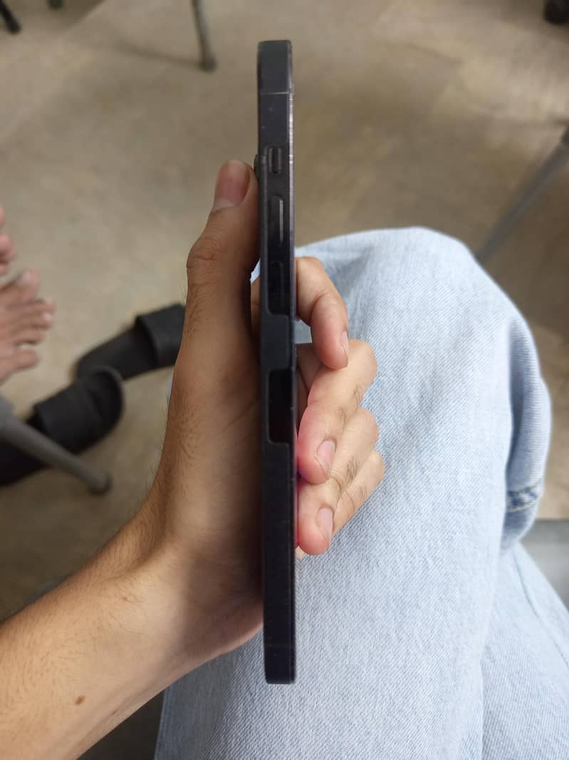 Apple iPhone 14 Pro Max 3