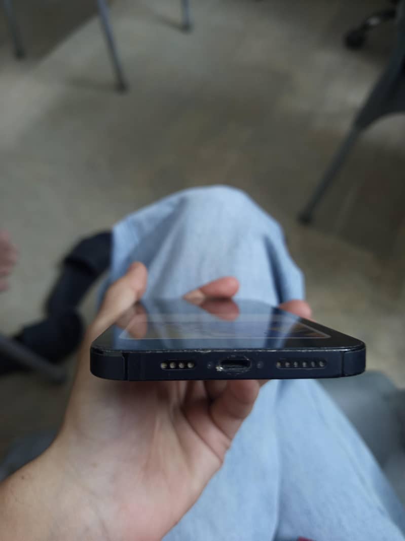 Apple iPhone 14 Pro Max 4