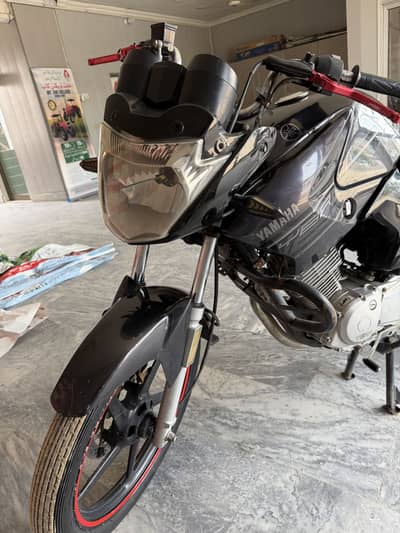 Yamaha Ybr 125 2015  model