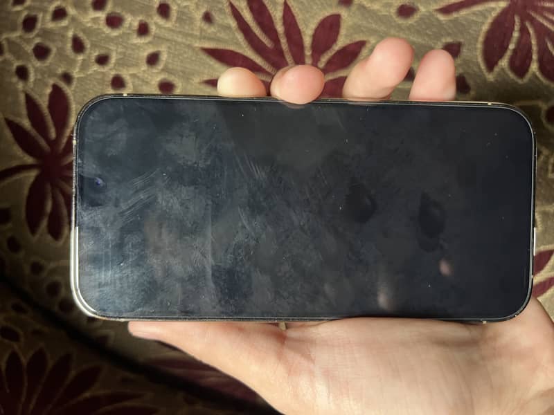 Apple iPhone 14 Pro 4