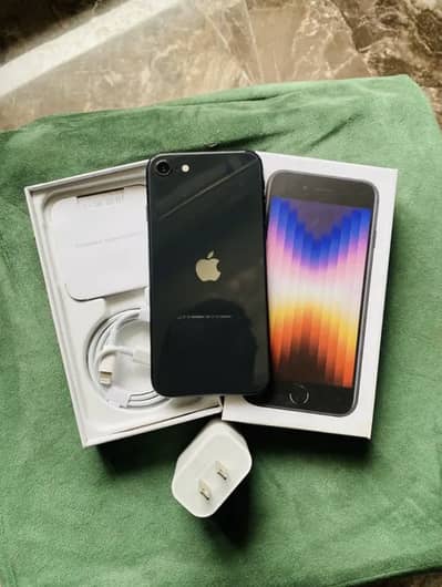 iPhone SE (Waterpack 64gb) urgent Sale. 03/09/10/18/123