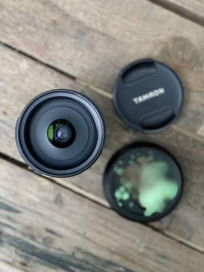 tamron 35mm 2.8 for sale like new candition 10/10+ with box