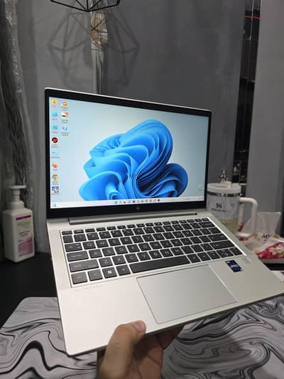 HP EliteBook G9 i5 12th Gen Touch Laptop | 8GB 256GB | Ultrabook