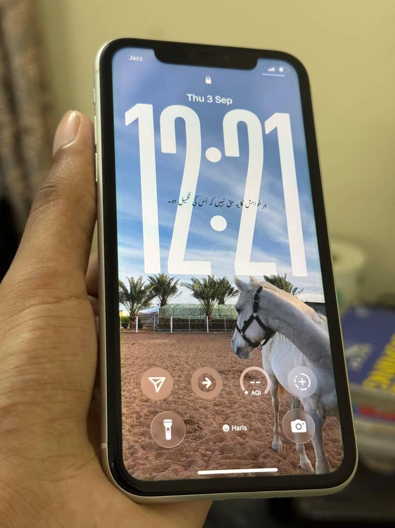 Apple iPhone 11 3