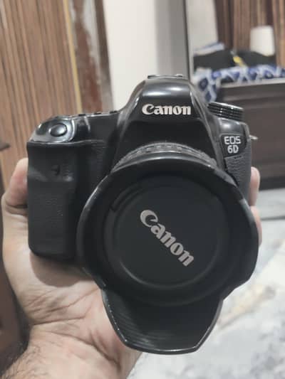 canon 6d dslr camera with 28-105mm lens