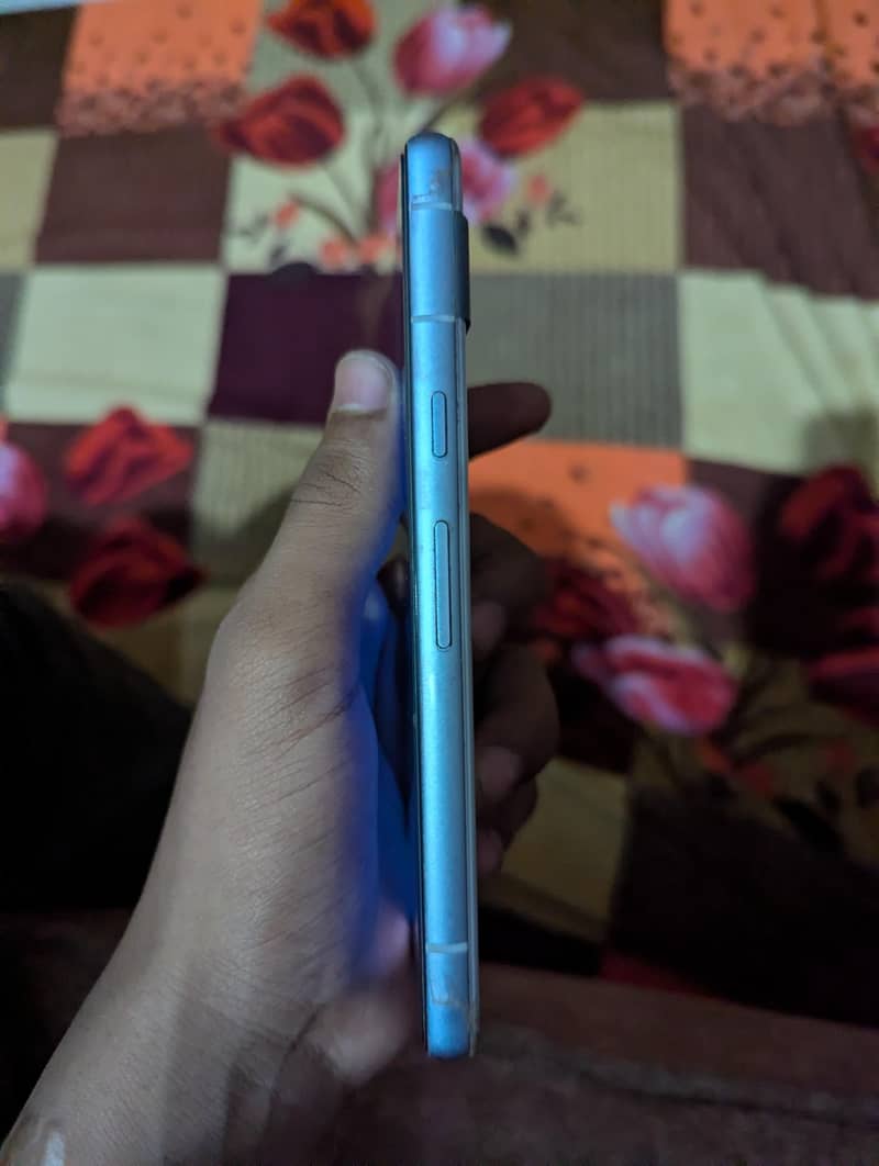 Google Pixel 7a 4