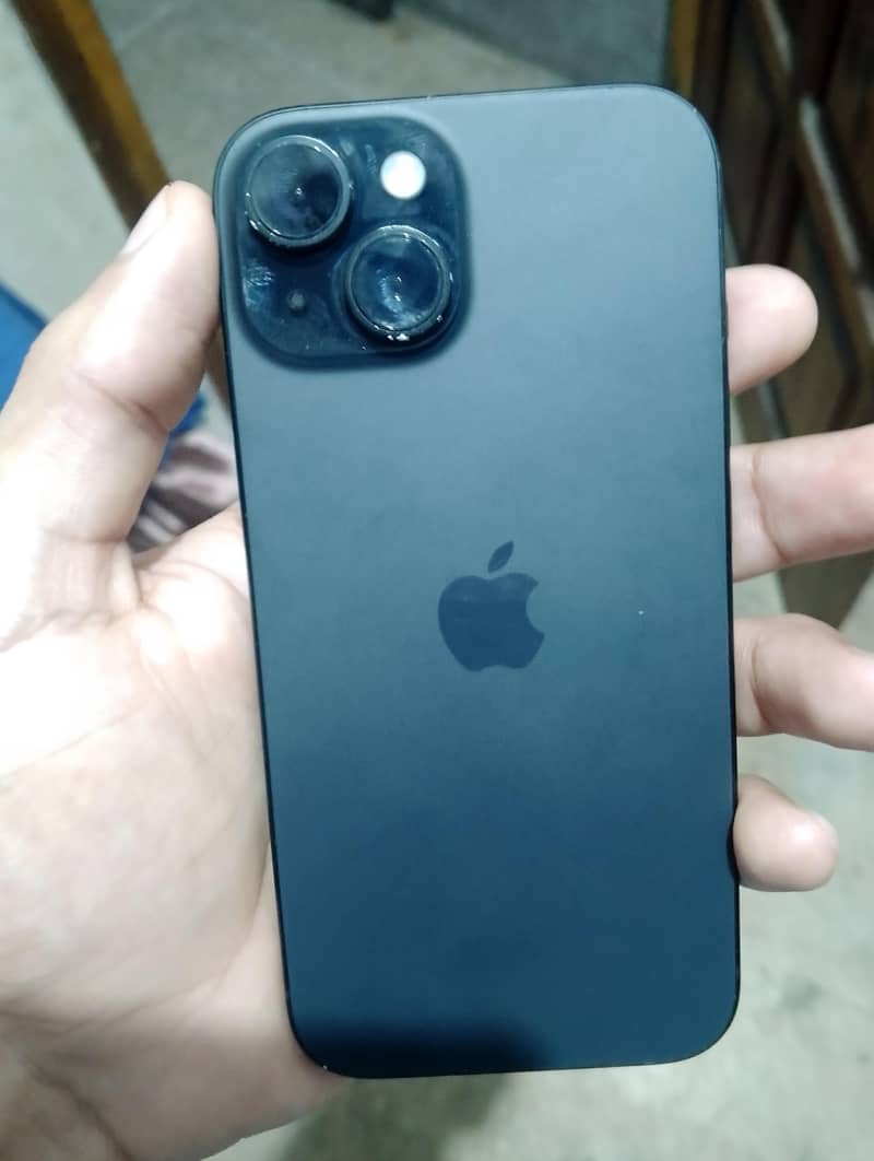 Apple iPhone 15 2