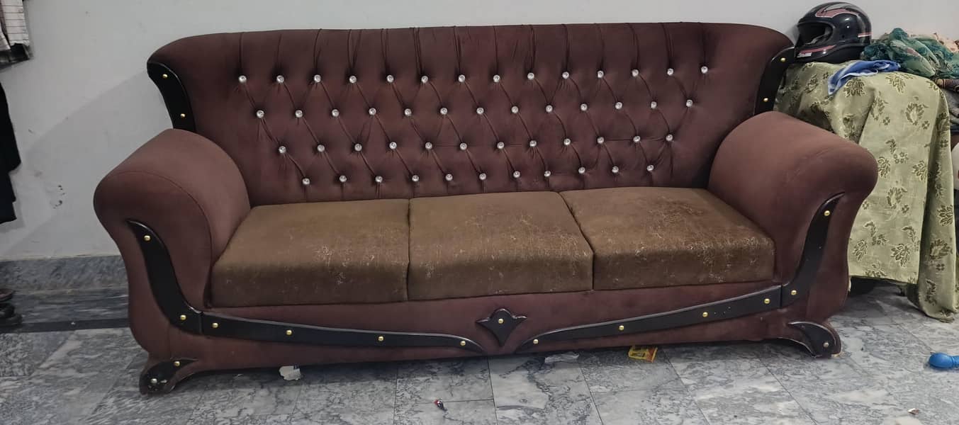 sofa set Available 2