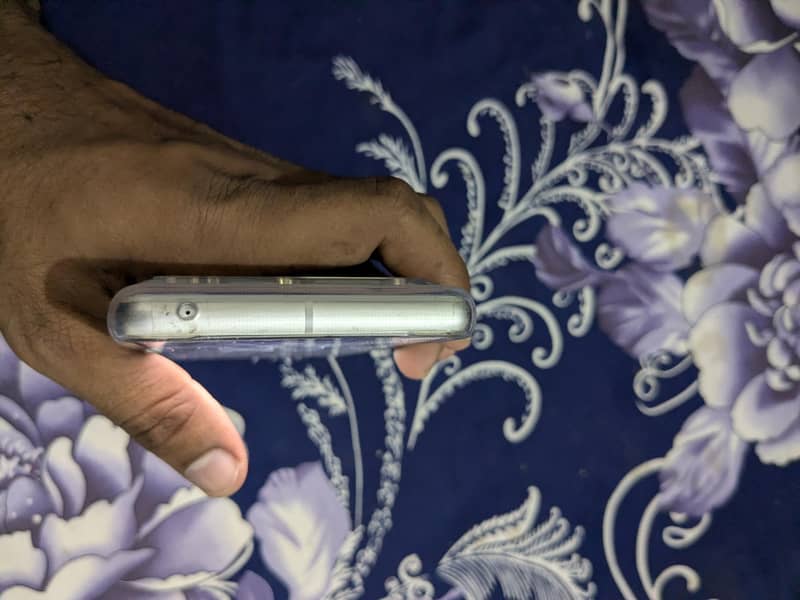 Google Pixel 7 9