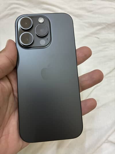 Apple iPhone 16 Pro iCloud lock