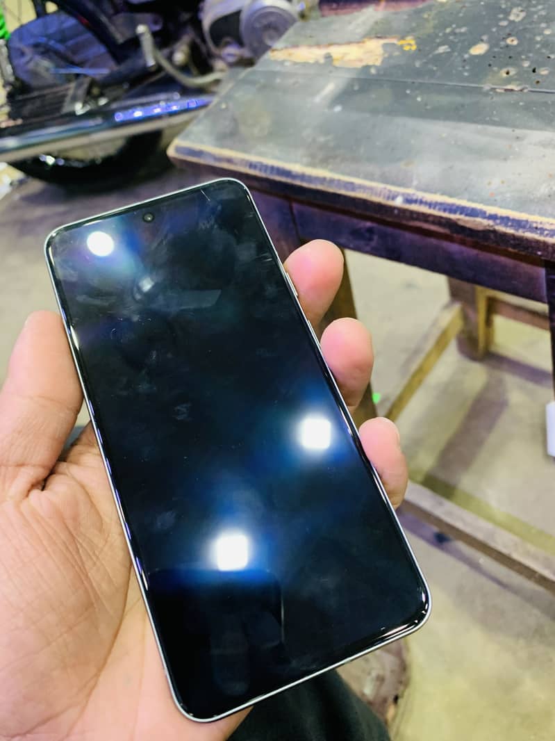 Google Pixel 8a 2