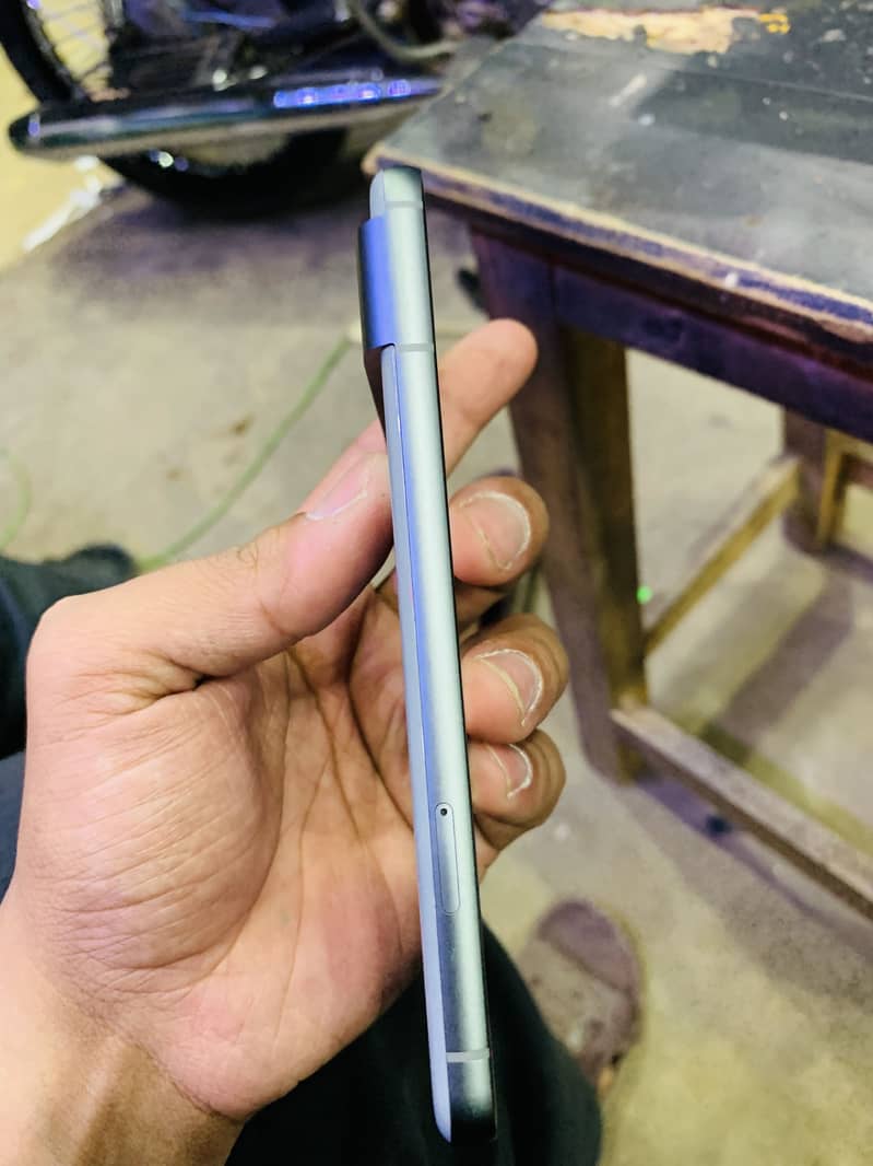 Google Pixel 8a 6