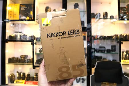 Nikon 85mm 1.8G Lens