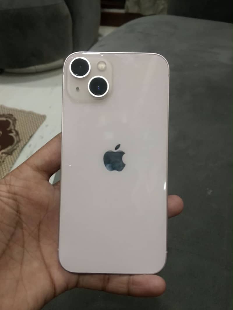 Apple iPhone 13 0