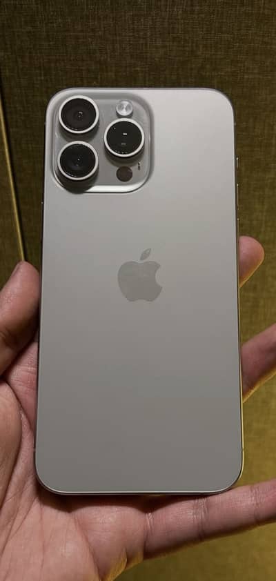 Apple iPhone 15 Pro Max
