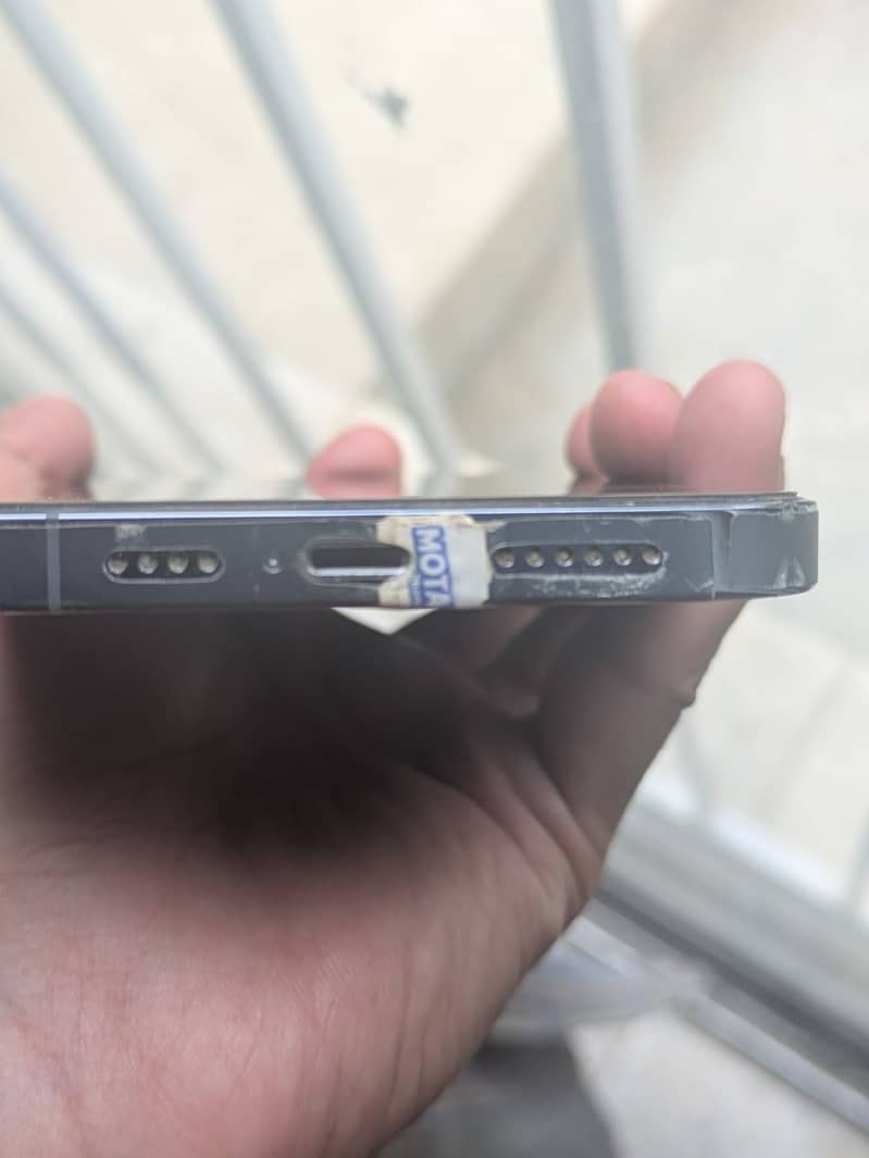 Apple iPhone 13 Pro Max 4
