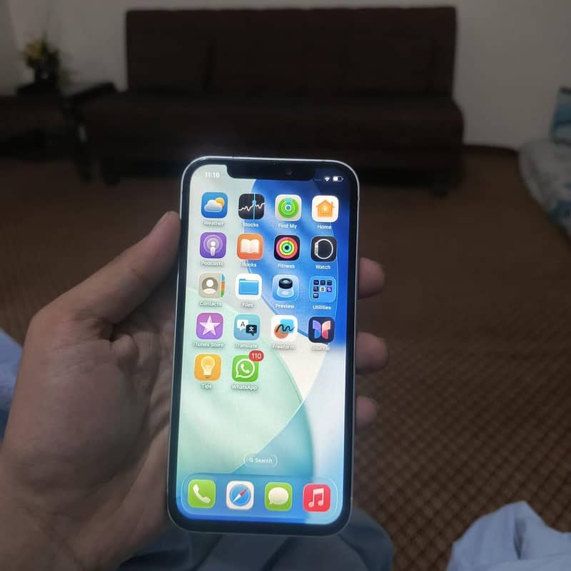 Apple iPhone 12 1