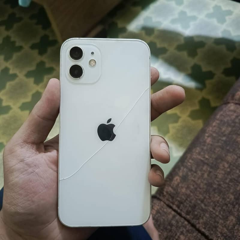 Apple iPhone 12 2