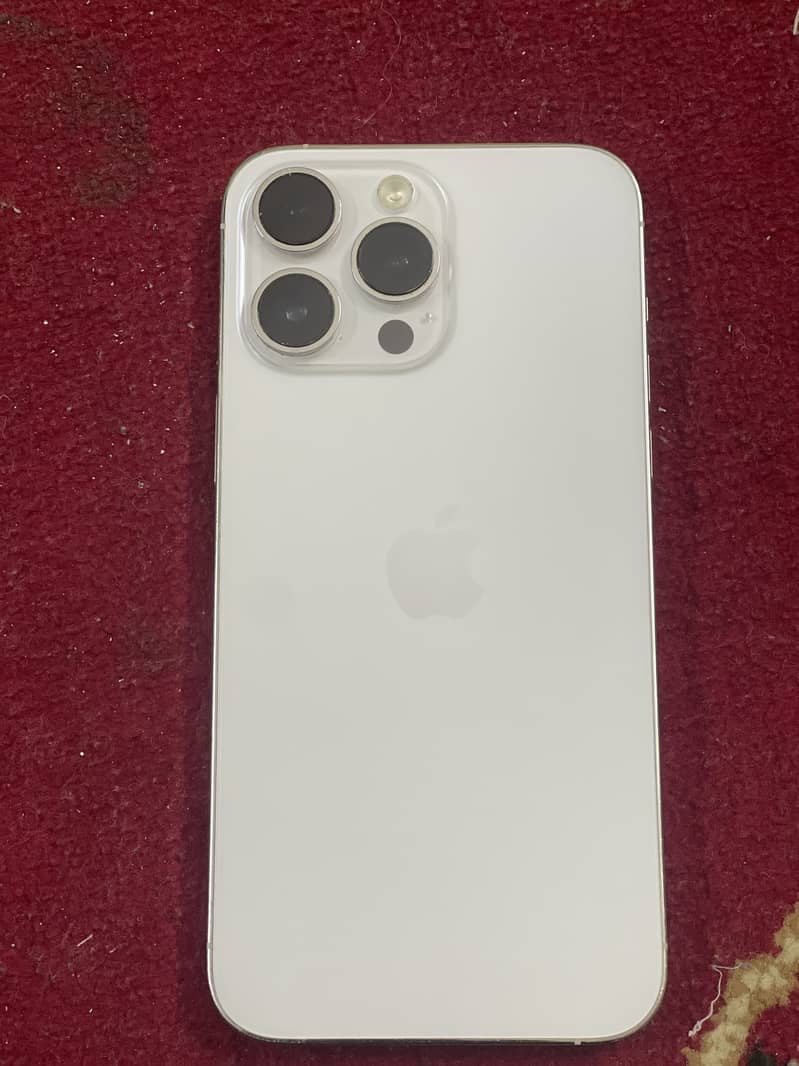 Apple iPhone 14 Pro Max 6