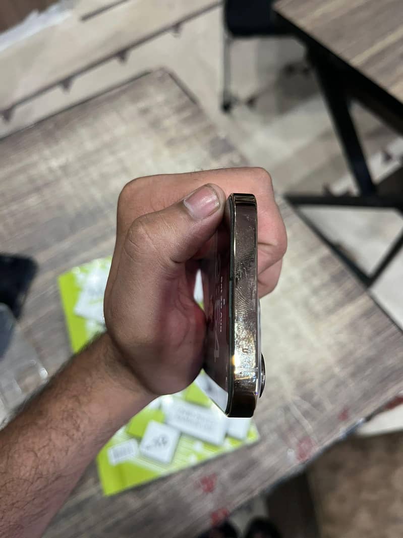 Apple iPhone 13 Pro 5