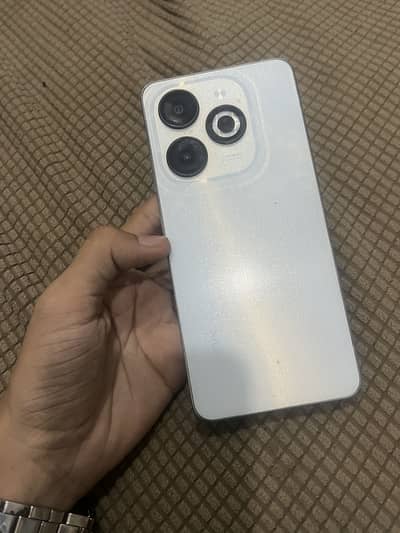 Infinix Smart 8 best for non pta user