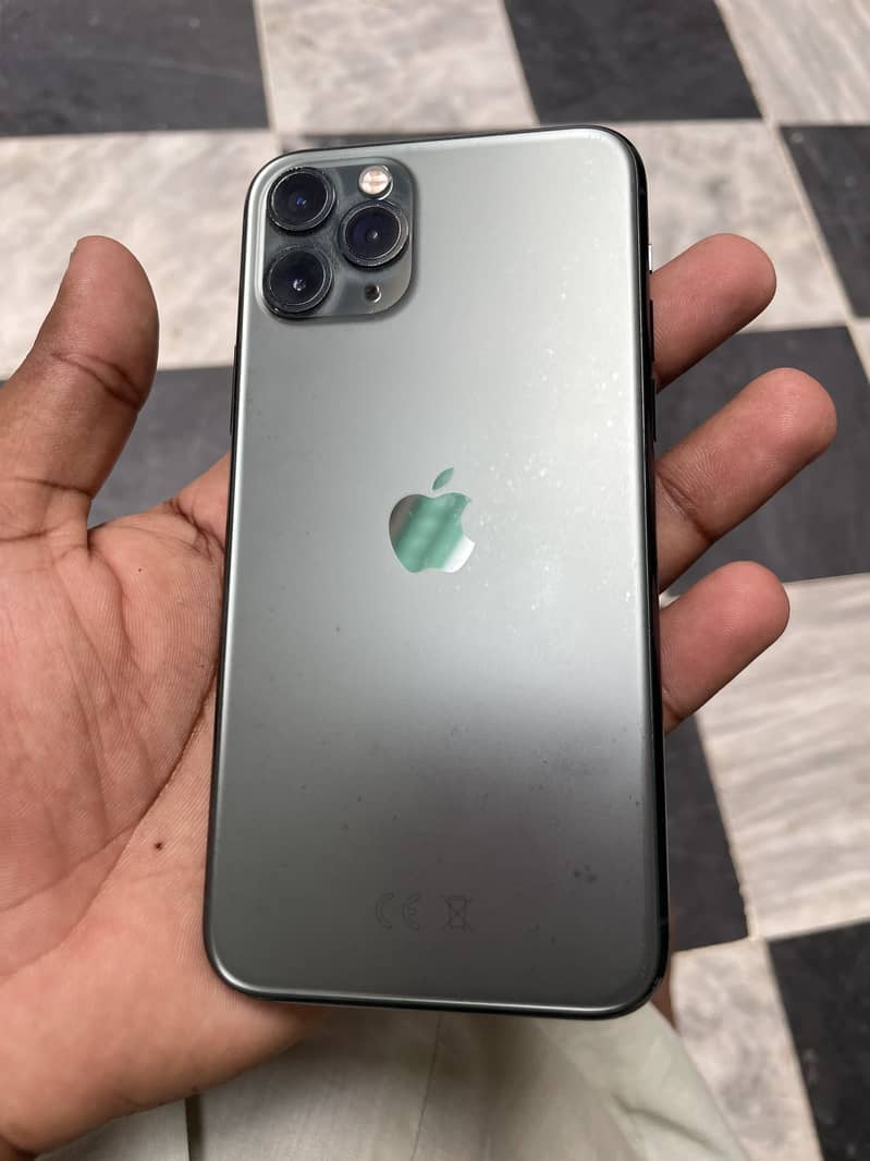 iPhone 11 Pro 0