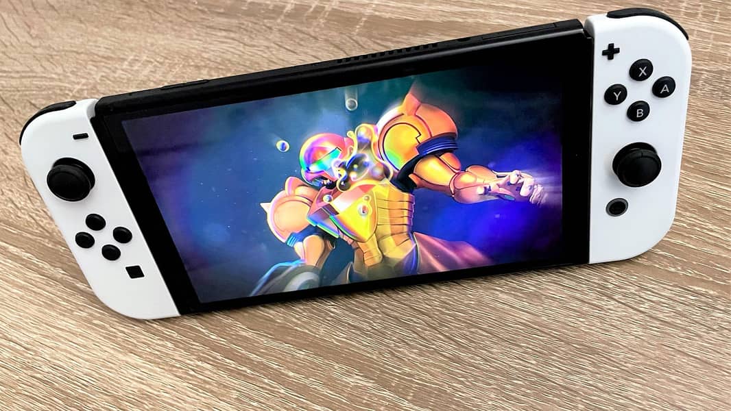 Nintendo Switch OLED 1