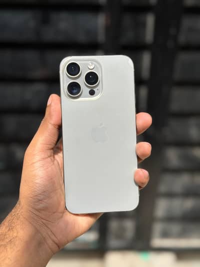 Apple iPhone 15 Pro Max