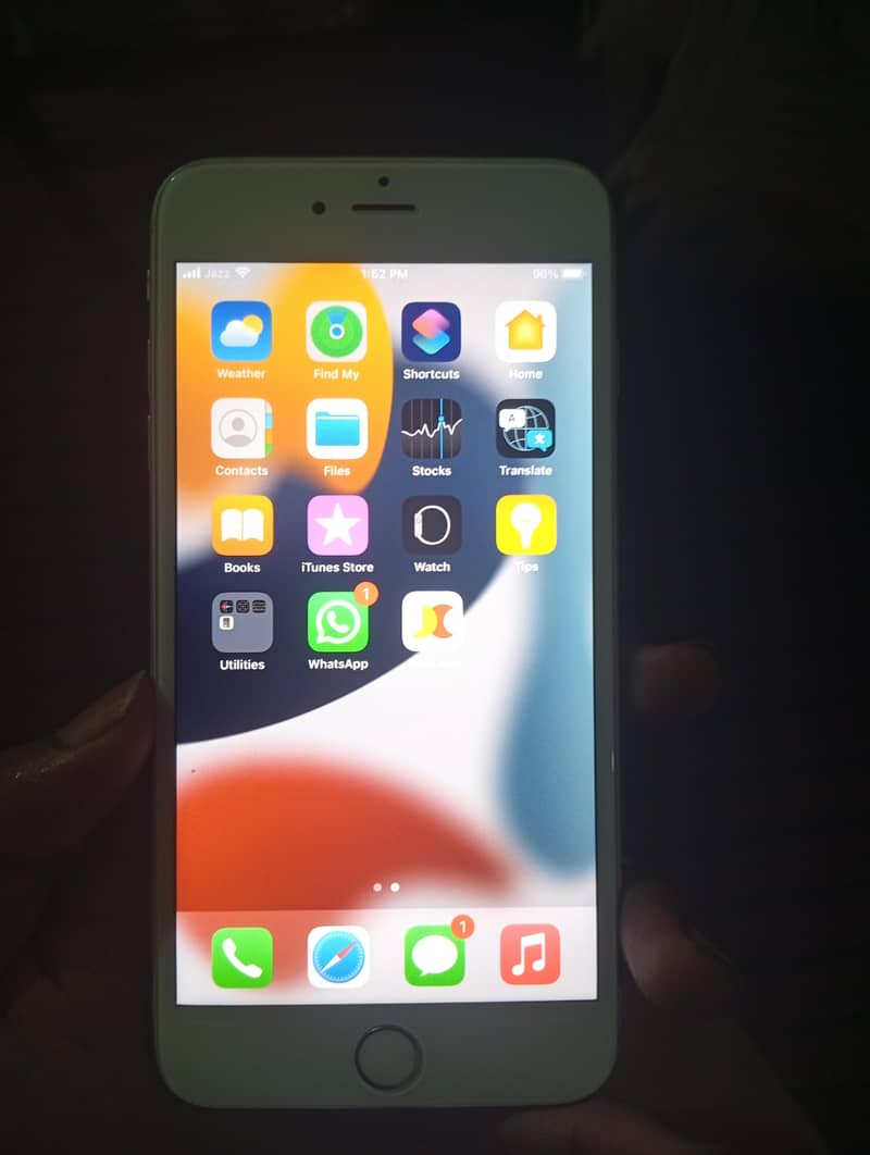 Apple iPhone 6S Plus 1