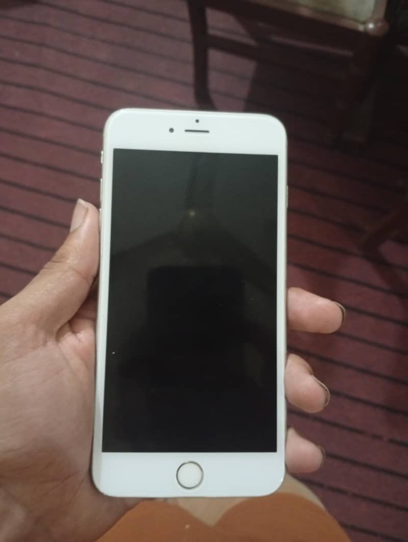 Apple iPhone 6S Plus 2