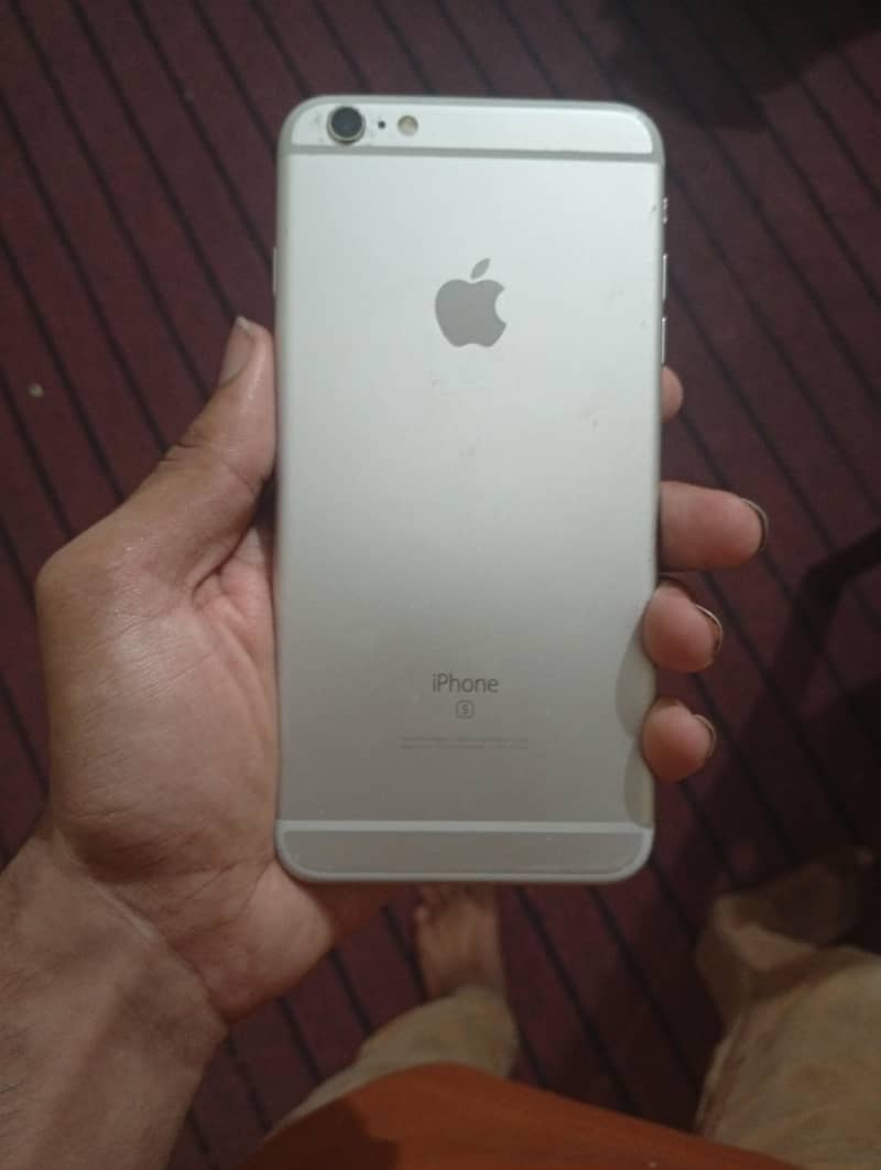 Apple iPhone 6S Plus 3
