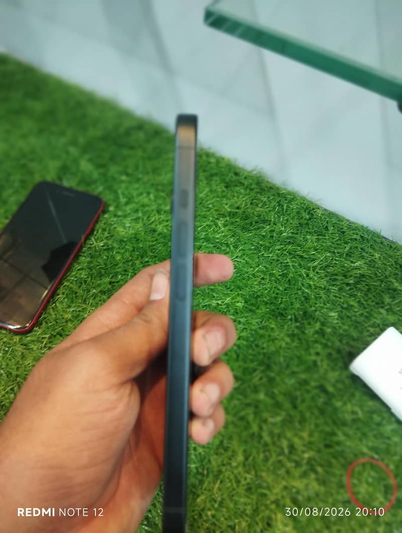Apple iPhone 15 1