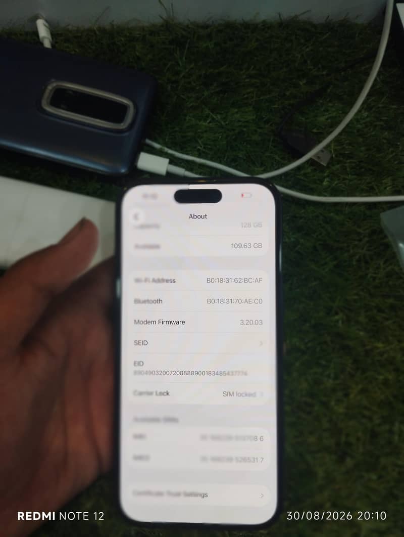 Apple iPhone 15 4