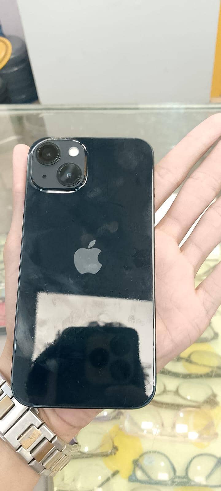 Apple iPhone 13 1