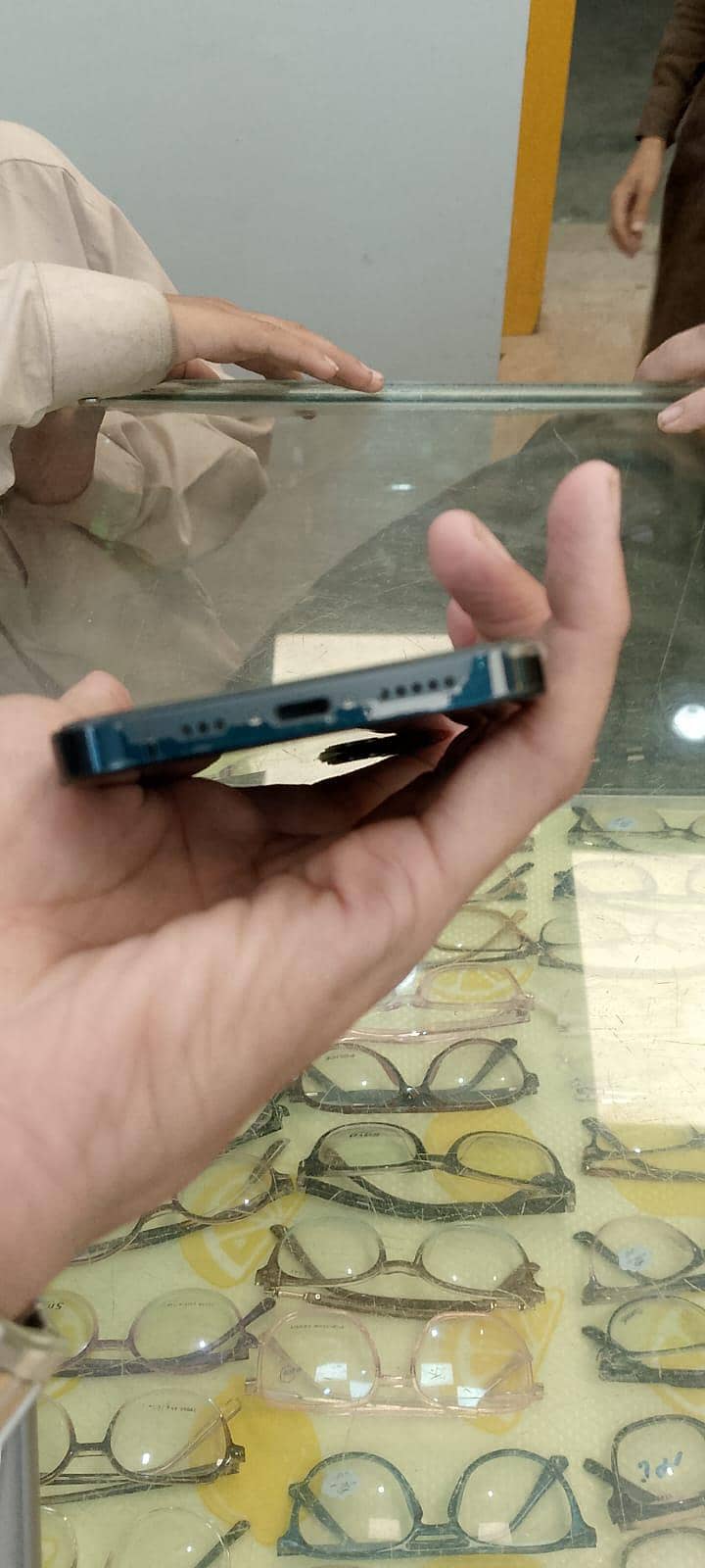 Apple iPhone 13 3
