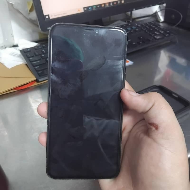 Apple iPhone 11 Pro Max 0