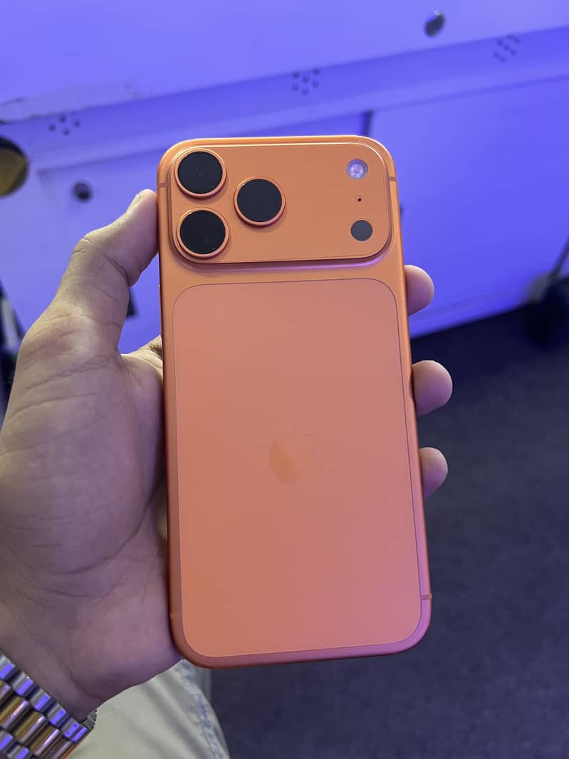 Apple iPhone 17 Pro Max 0