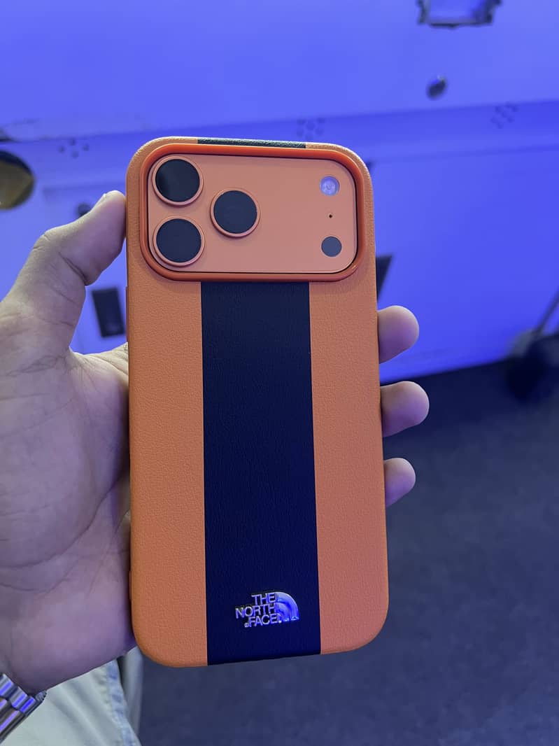 Apple iPhone 17 Pro Max 2