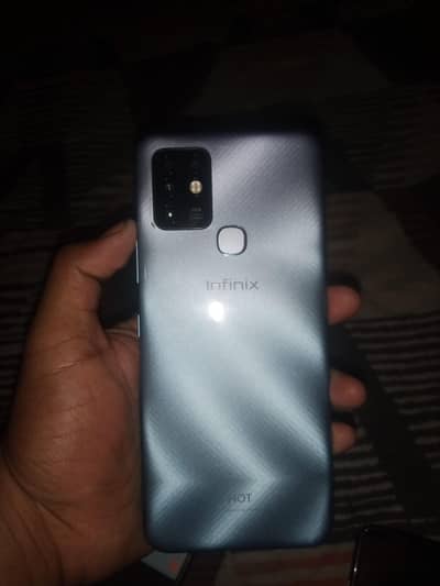 Infinix Hot 10