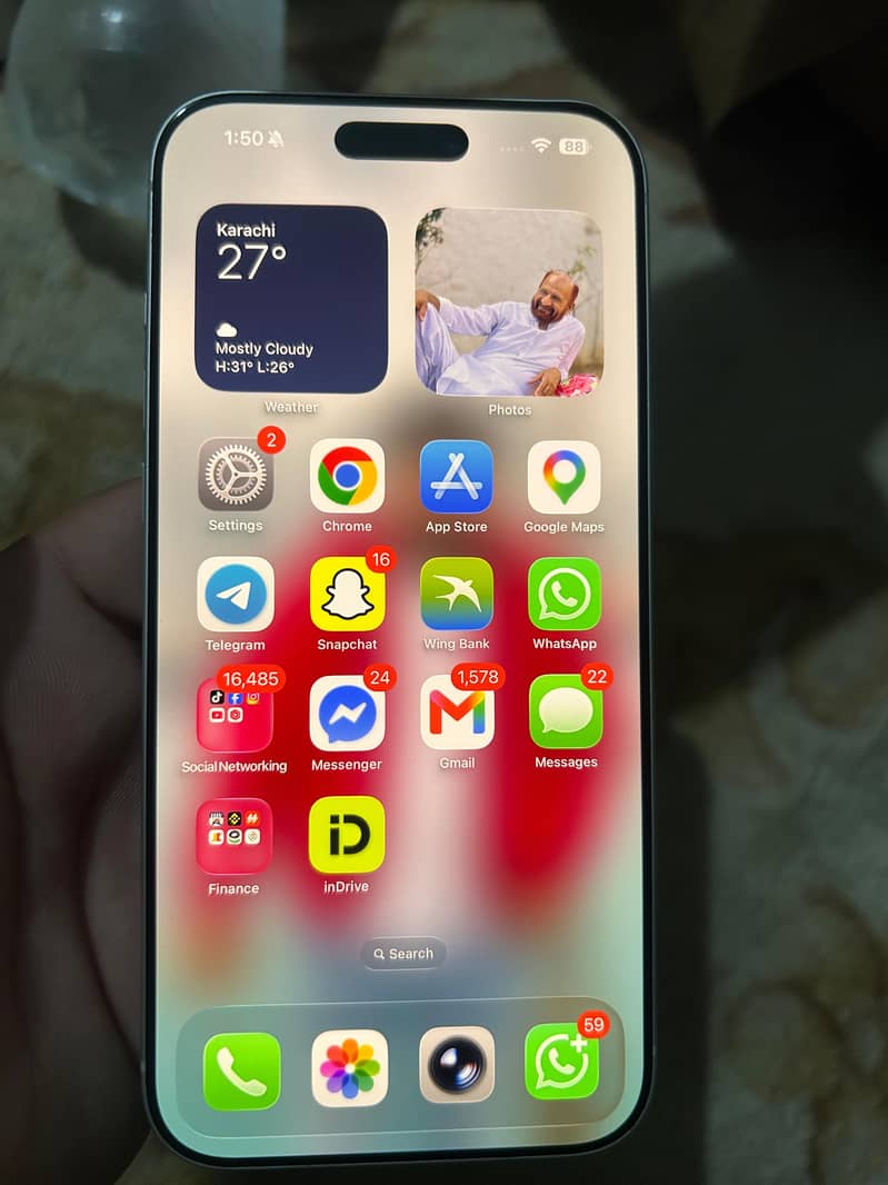 Apple iPhone 17 Pro Max 1