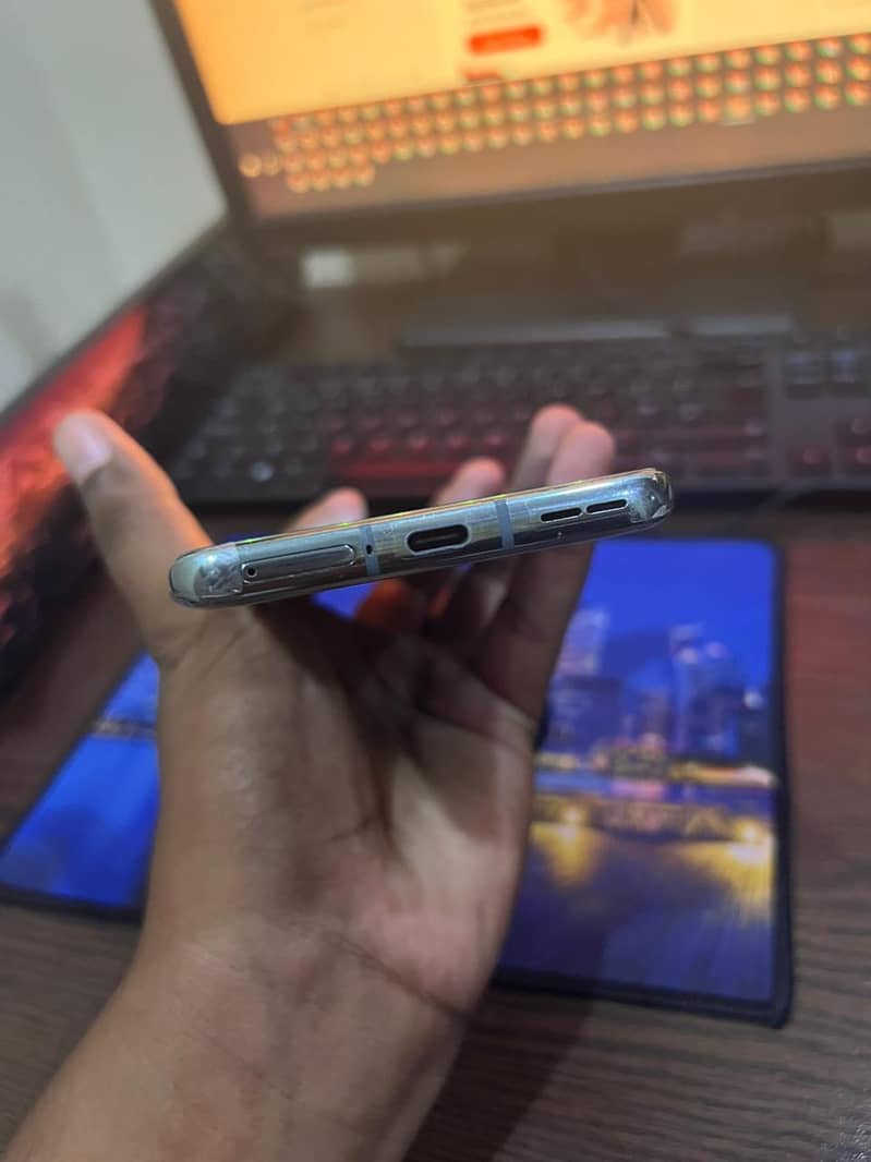 One Plus 10 Pro 1