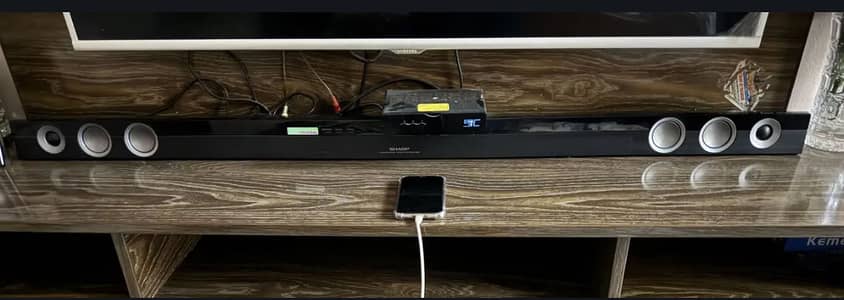 Sharp soundbar