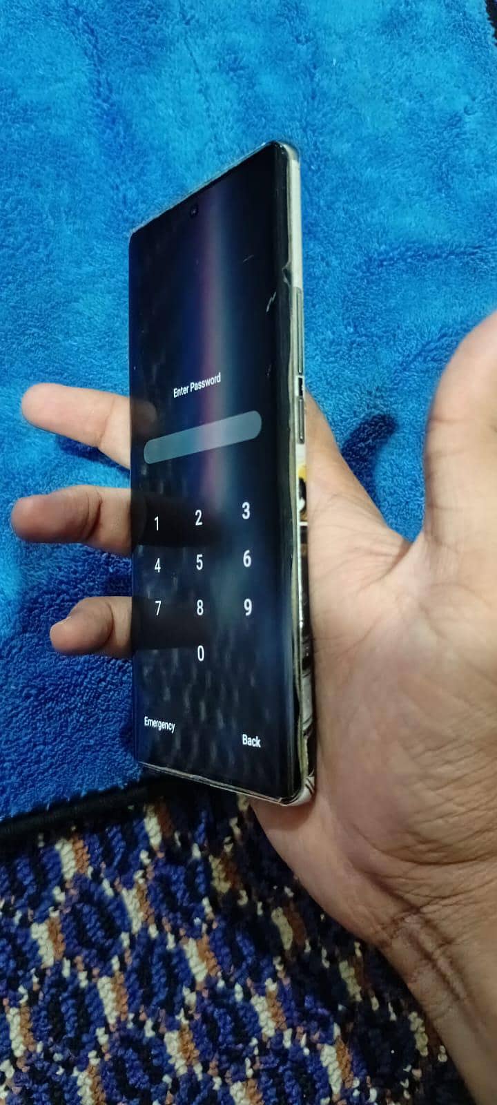 Tecno Spark 20 Pro Plus 2