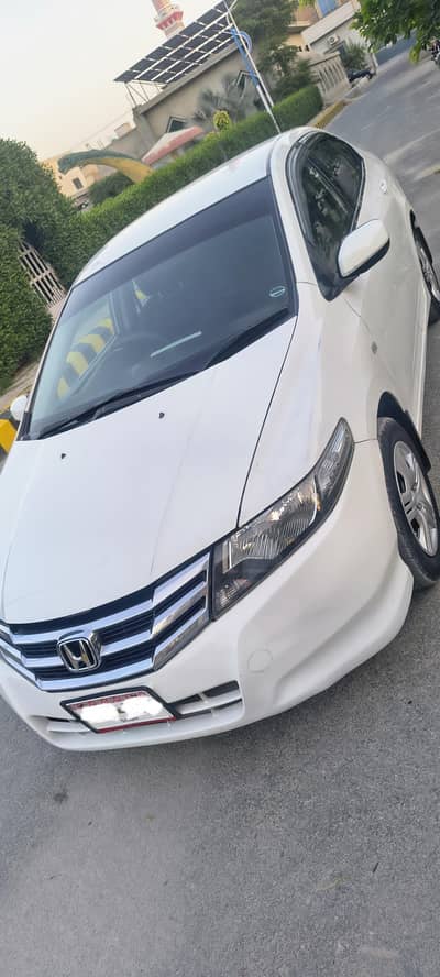 Honda City 2011. Almost Genuine. Sindh Registered