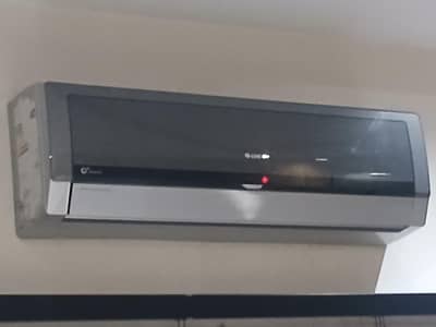 Gree G10 Invertor Running Condition Used