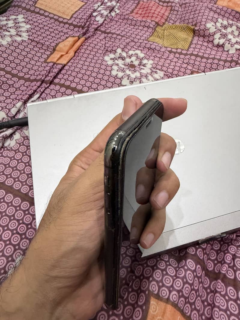 Apple iPhone X 2