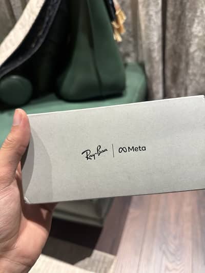 Meta rayban wayfarer gen 1 black shinny new packed