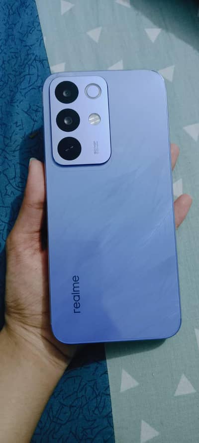 Realme C85