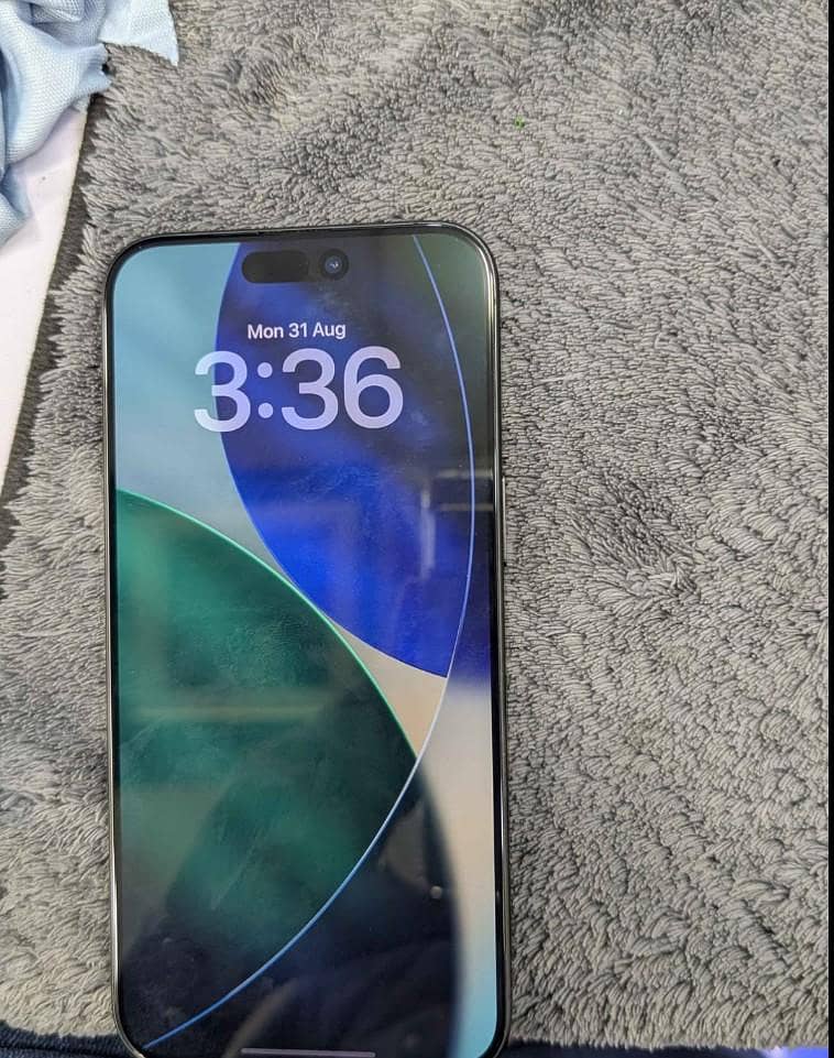 Apple iPhone 15 Pro Max 1